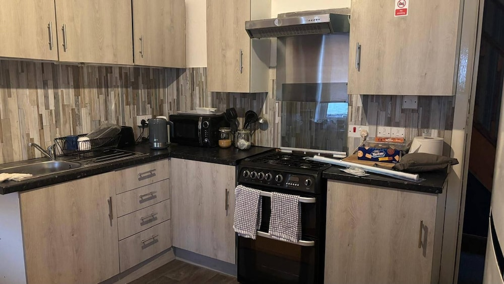 House - Sleeps 8 - Clifton Down 10 min Walk