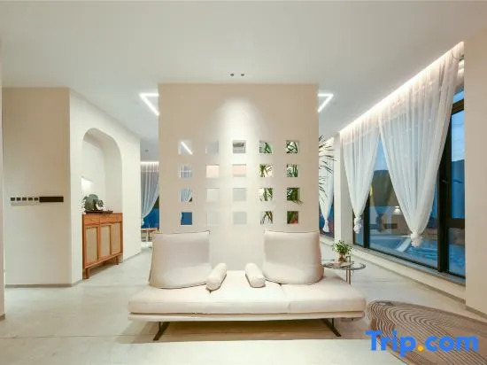 Moganshan Zorazora Swimming Pool Slide Resort Homestay