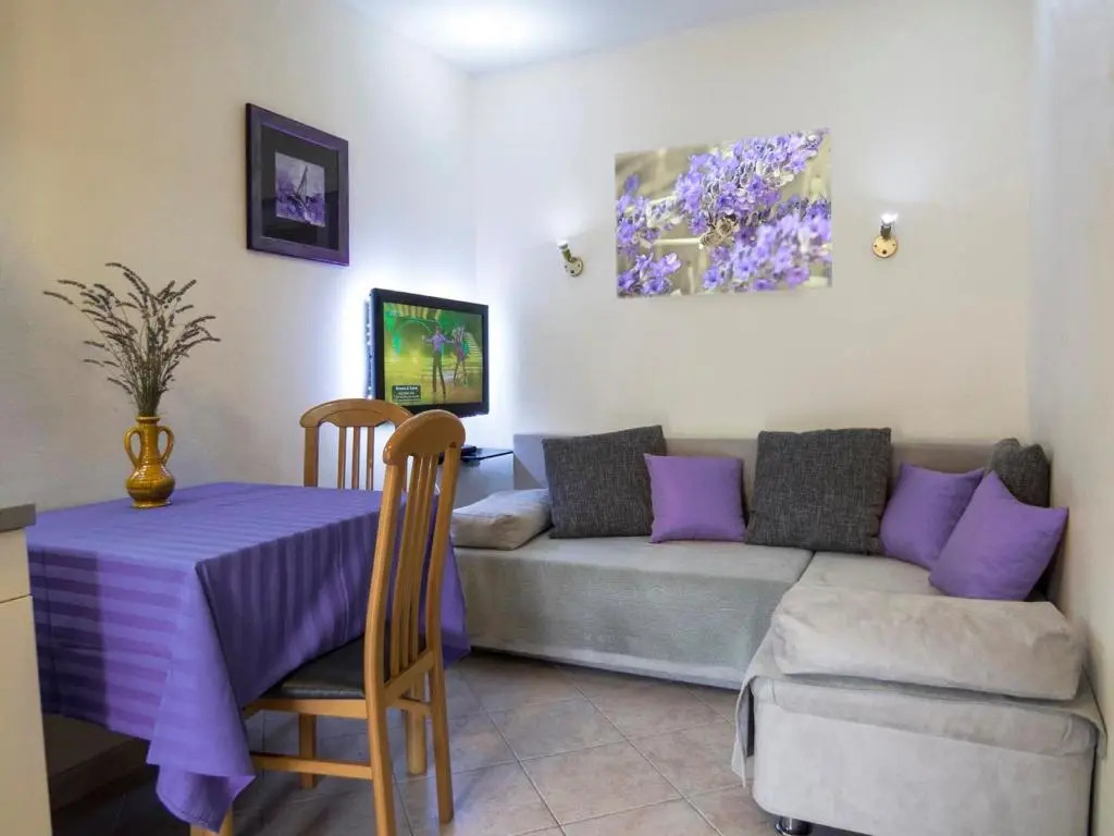 Apartments Tomasic