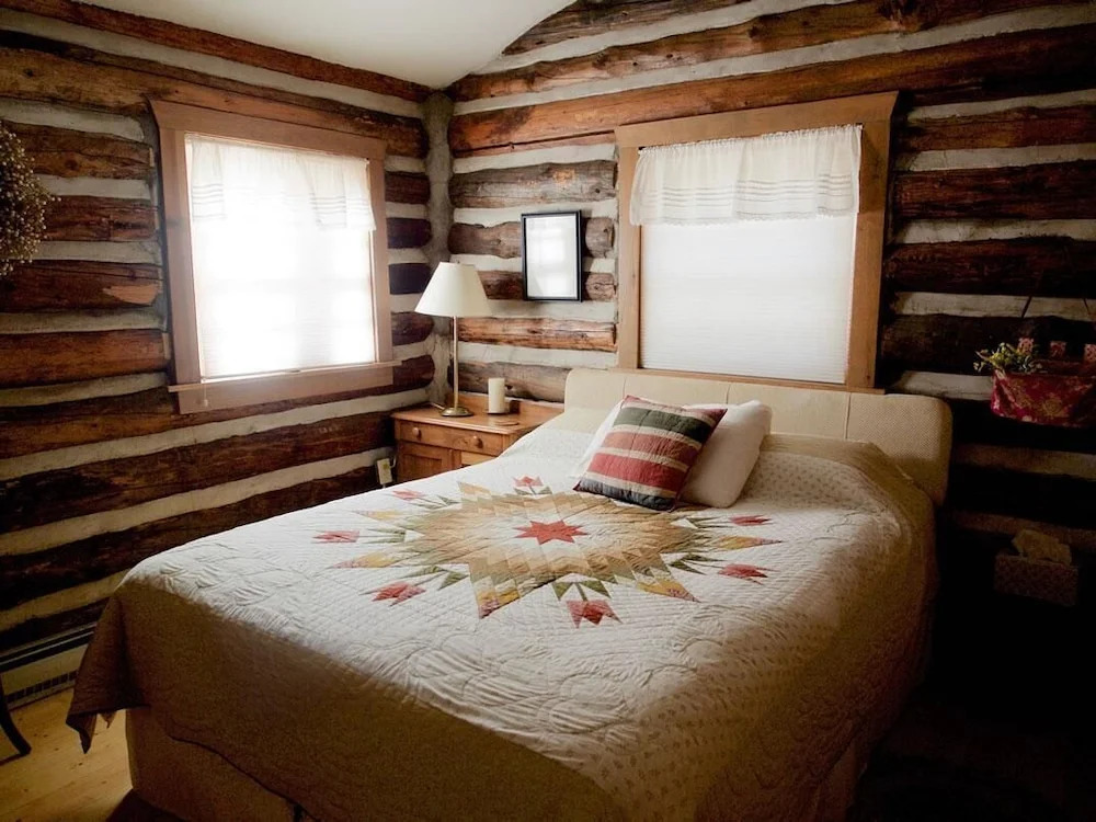 Tuckers - 2 Br Cabin