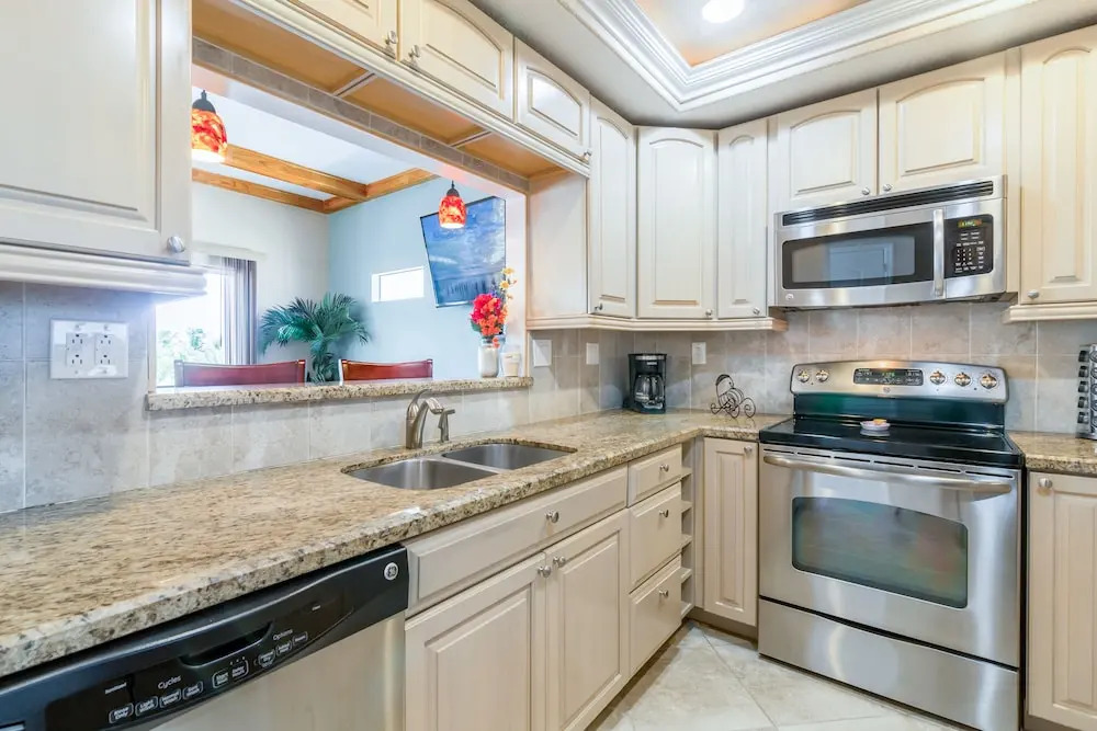 12400 Overseas Hwy Home Unit 8