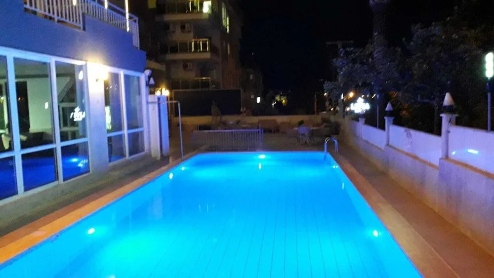 livia hotel