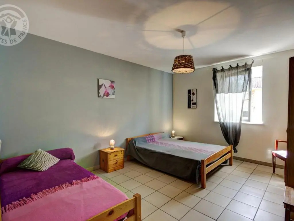 Gîte Saint-Héand, 3 pièces, 5 personnes - FR-1-496-4