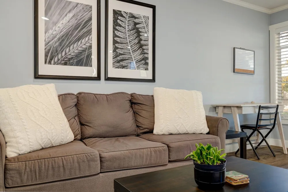 Pet Friendly Condos