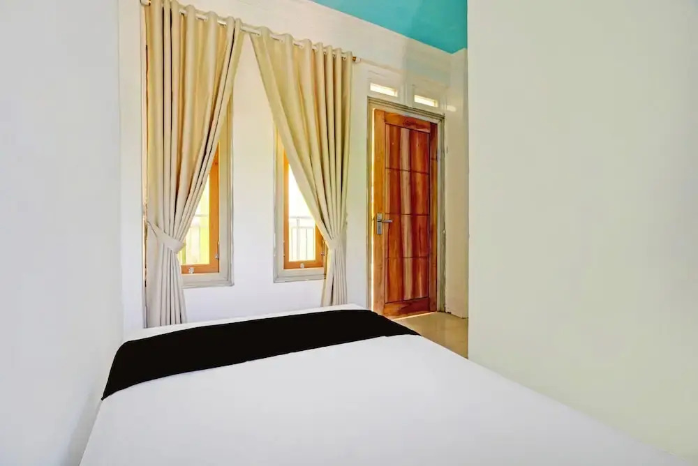 OYO 94834 Homestay Arjuna Near Taman Safari 2 Prigen