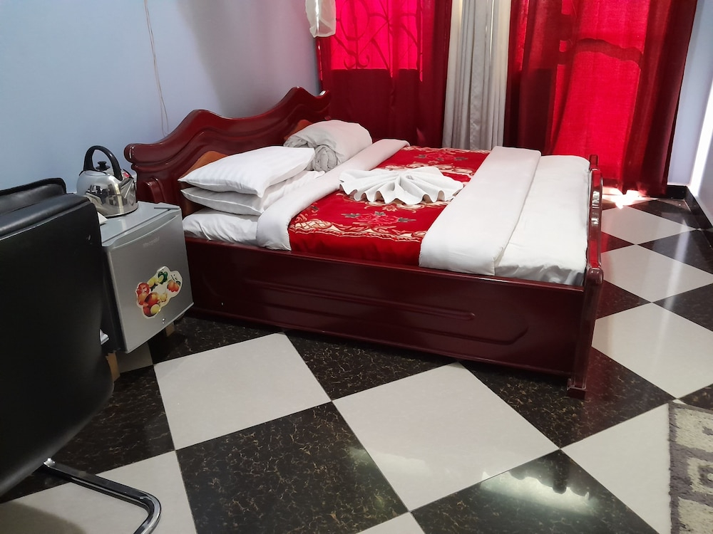 Gr City Hotel