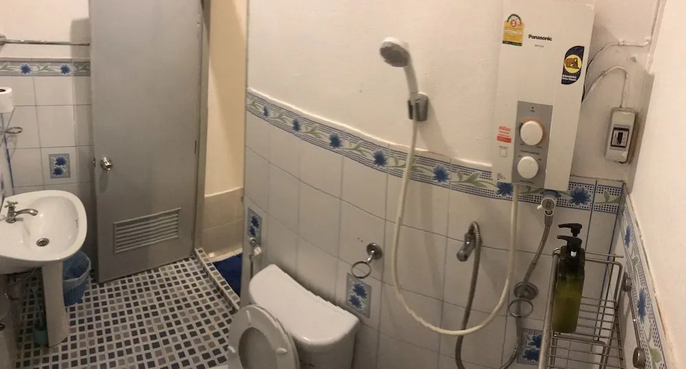 Surada Guesthouse