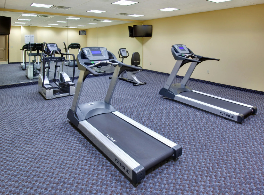 Holiday Inn Express Hotel & Suites Grand Island by IHG