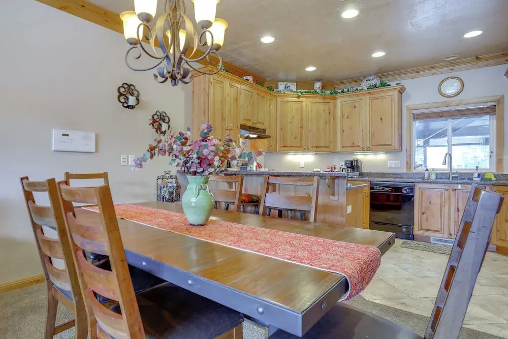 High-end Huntsville Condo w/ Private Hot Tub!