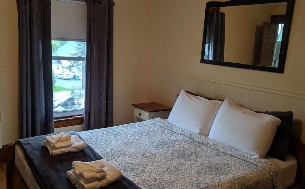 Auberge Ayers Cliff