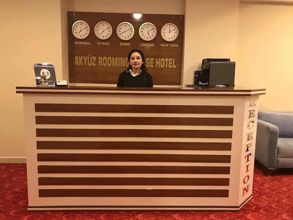 Akyuz Rooming House