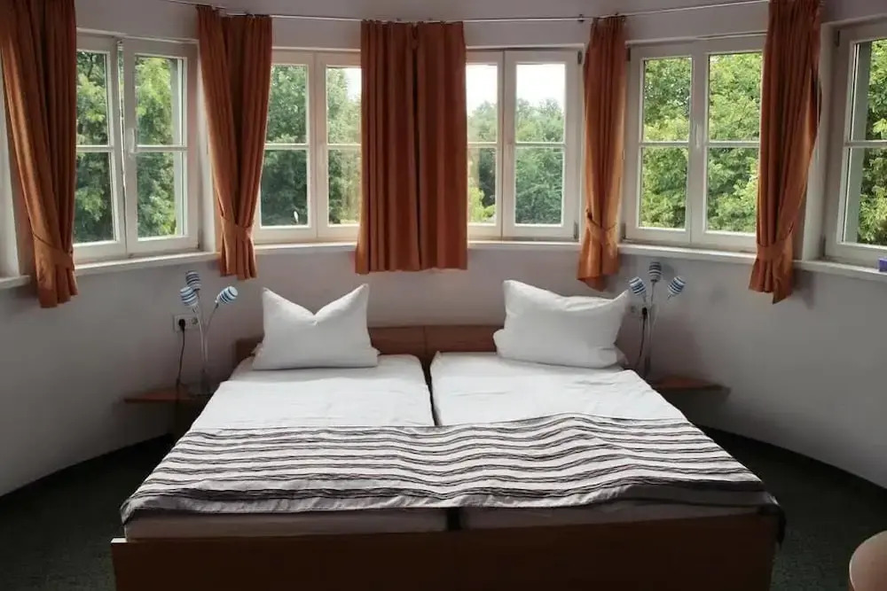 Hotel Volksgarten Mengede - Estia