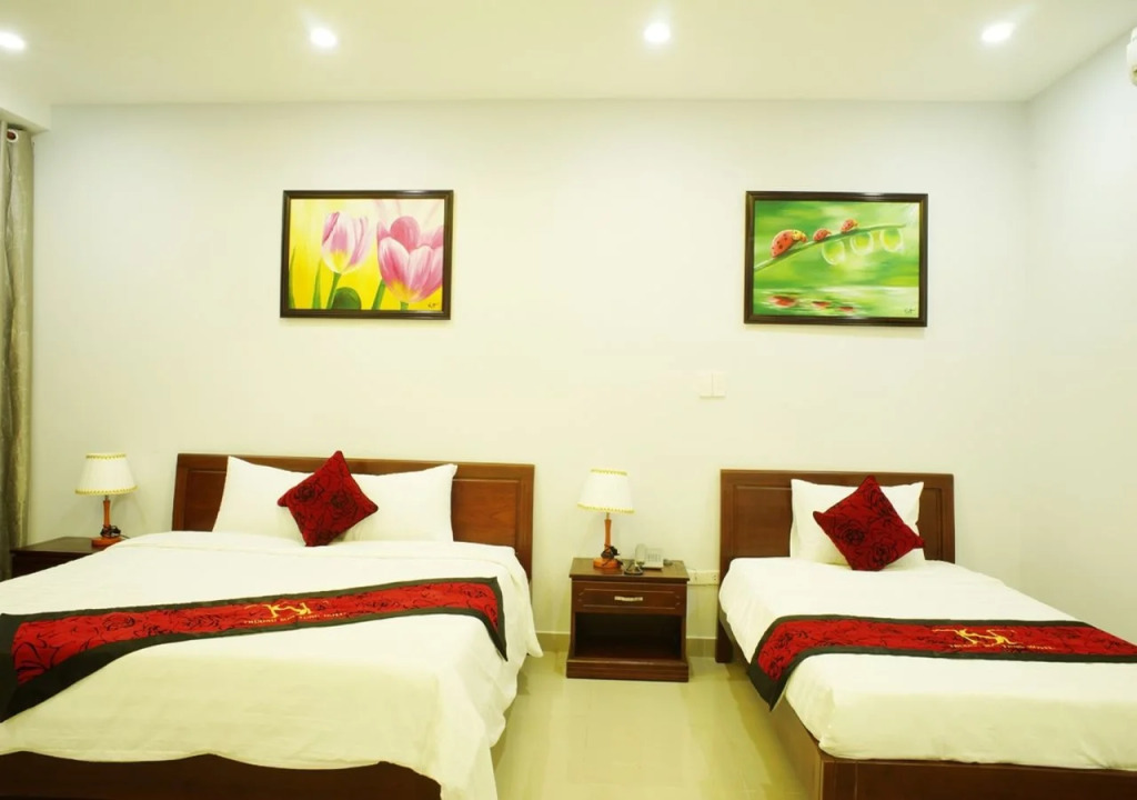 Truong Son Tung 5 Hotel