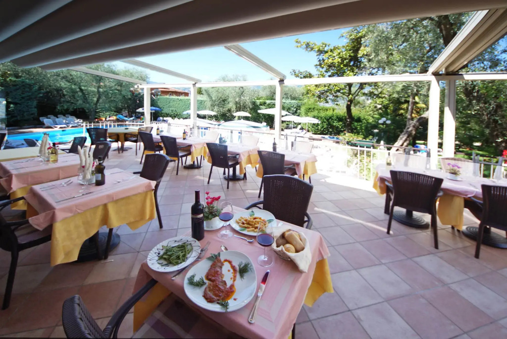 Hotel Alpi