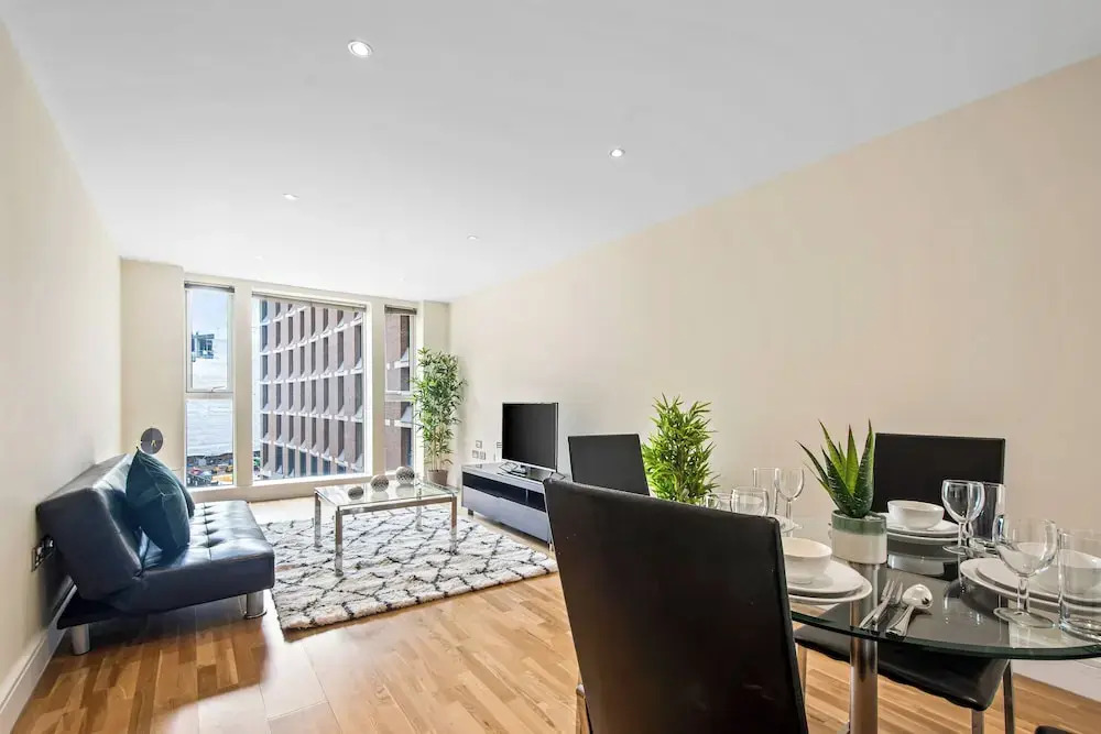 One Bed Apartment in Waterloo near Southwark