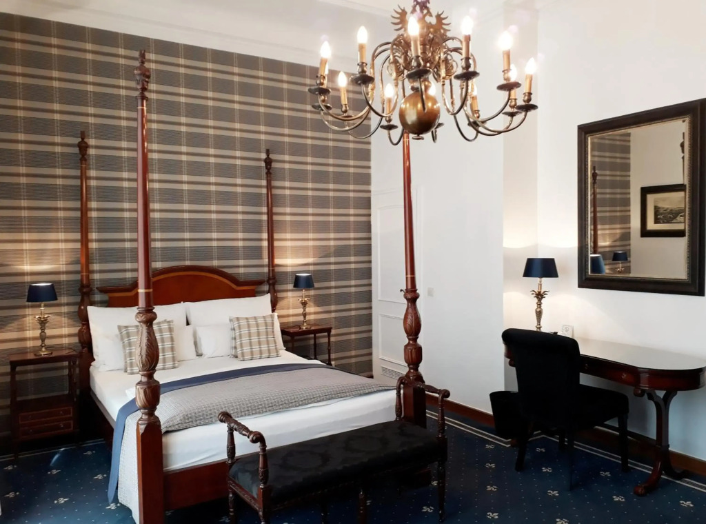 Boutique Hotel Windsor - The Charming City Hotels