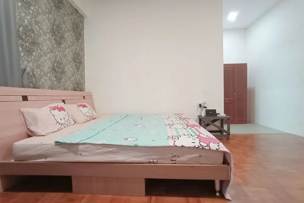 Oyo 90187 Hello Kitty Homestay - Gated Sibu