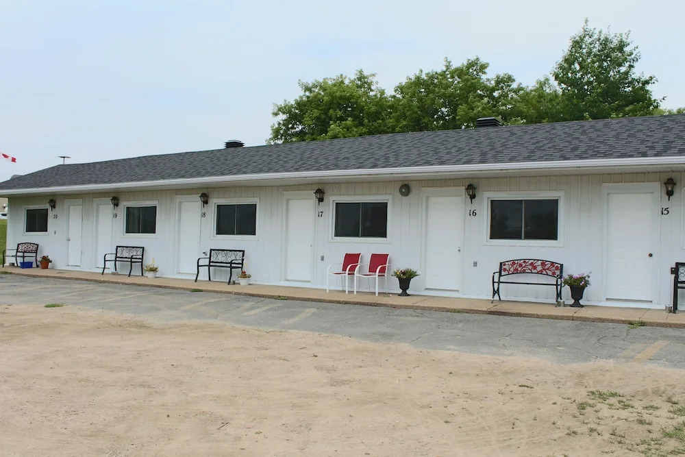 Travellers Inn