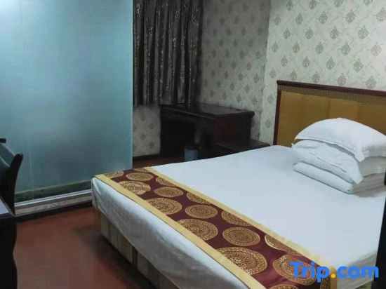 Xingtong Hotel