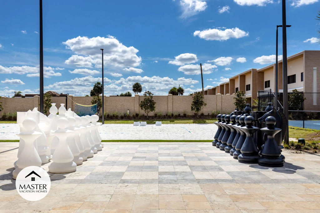 4 Bedrooms 45 Bathrooms Magic Village 7466 Bd