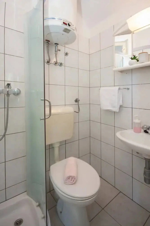 Inviting Studio Apartment in Primosten