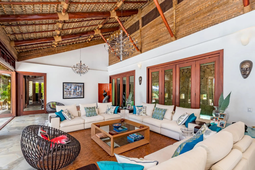Fantastic villa at Casa de Campo - with ocean/river views, 2 golf carts, chef, maid & butler