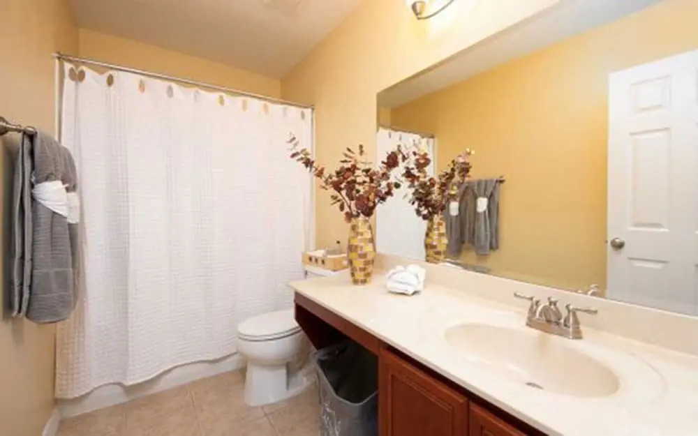 This Wonderful 4 Bedroom House Offers a Exceptional Vacational Experience