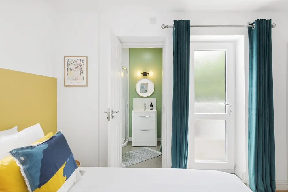 84A Albany Road