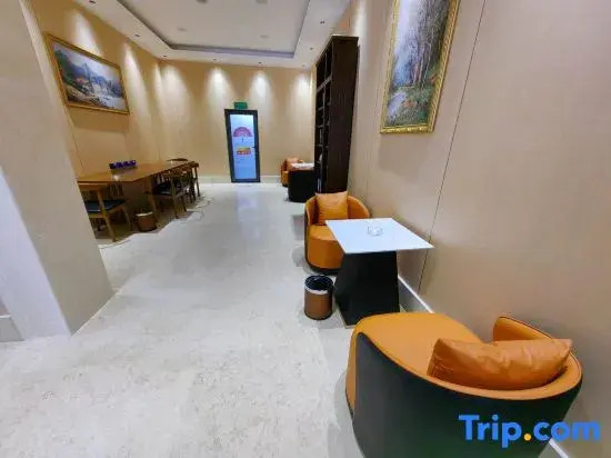 Vienna International Hotel (Dali Xiaguan City)