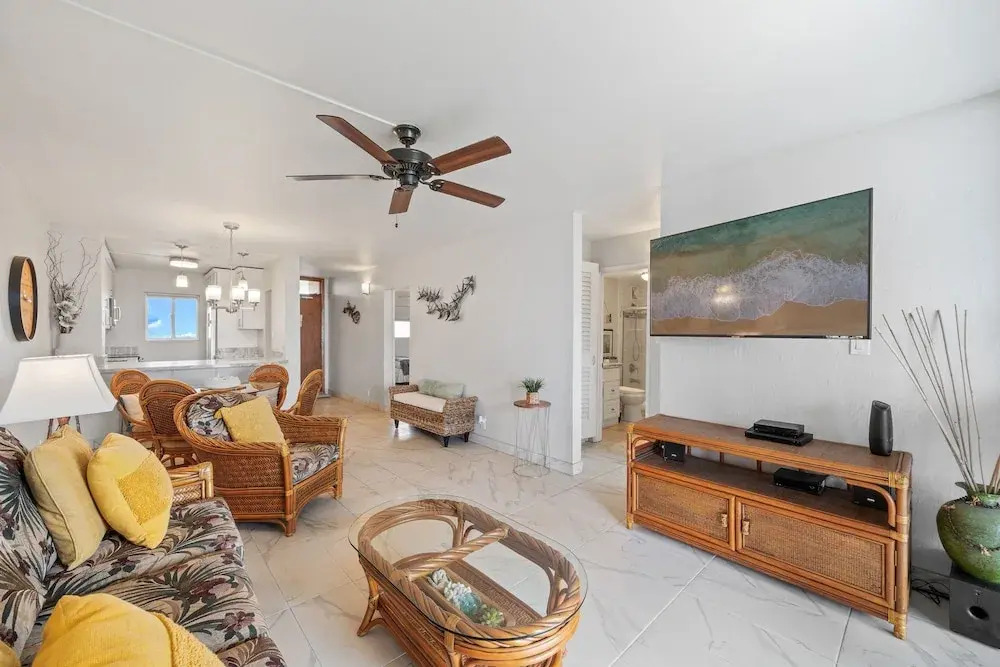 Menehune Shores 421 2 Bedroom Condo