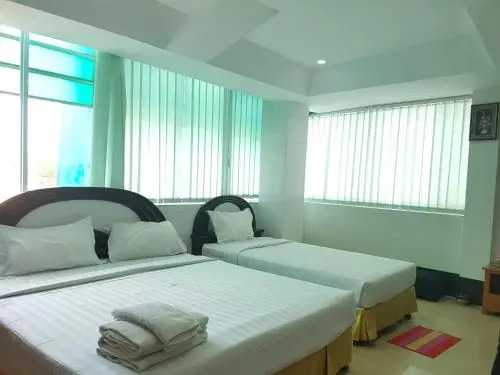 Shwe Pachi Motel