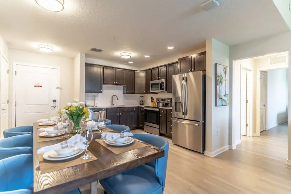 4012 Vista Cay