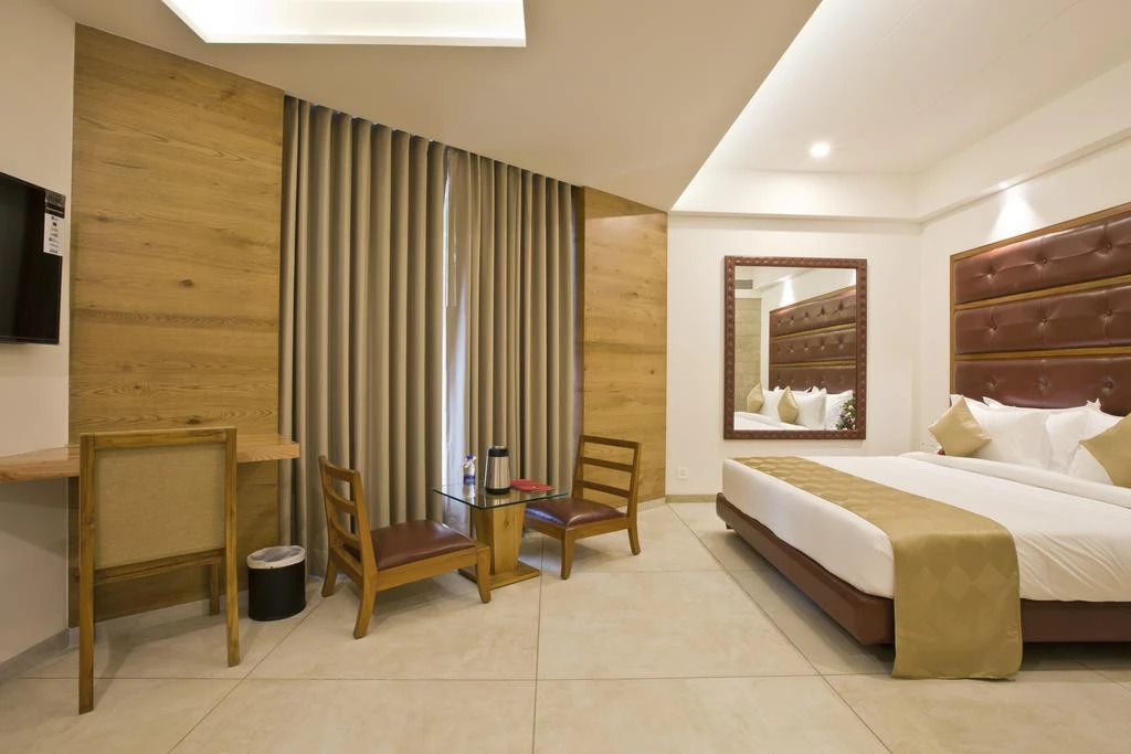 Hotel Rezaas