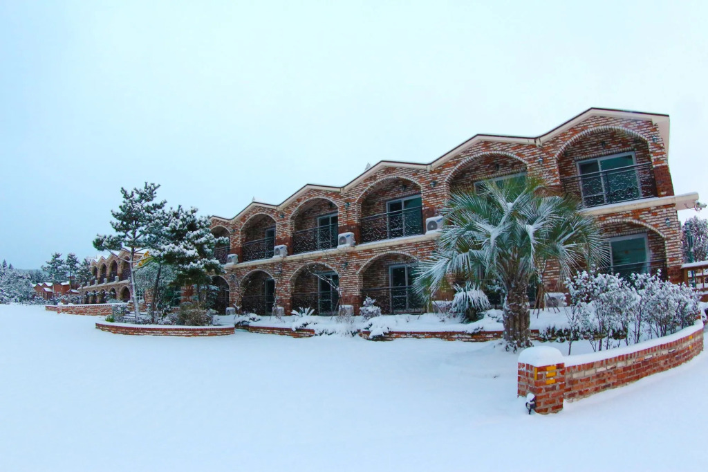 Jeju TS Youthhostel Resort