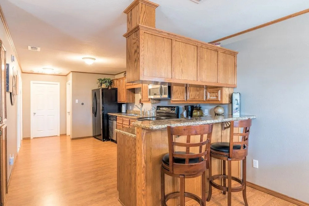 112 E Amberjack Duplex #1-2 - 6 Br apts by RedAwning