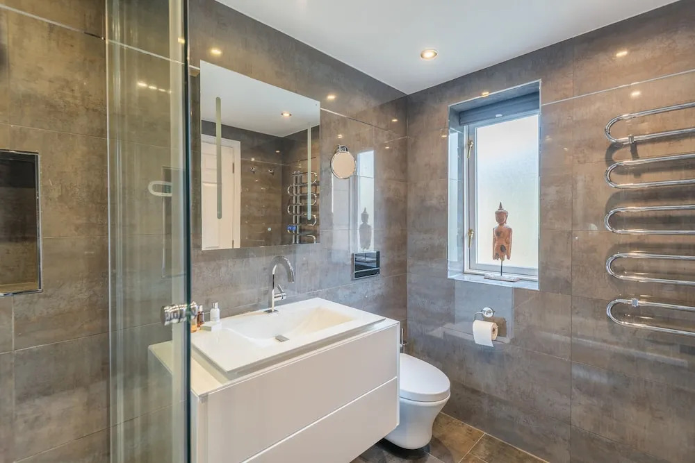 Stunning Riverside home in Battersea