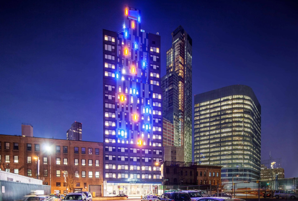 Aloft by Marriott Long Island City-Manhattan View