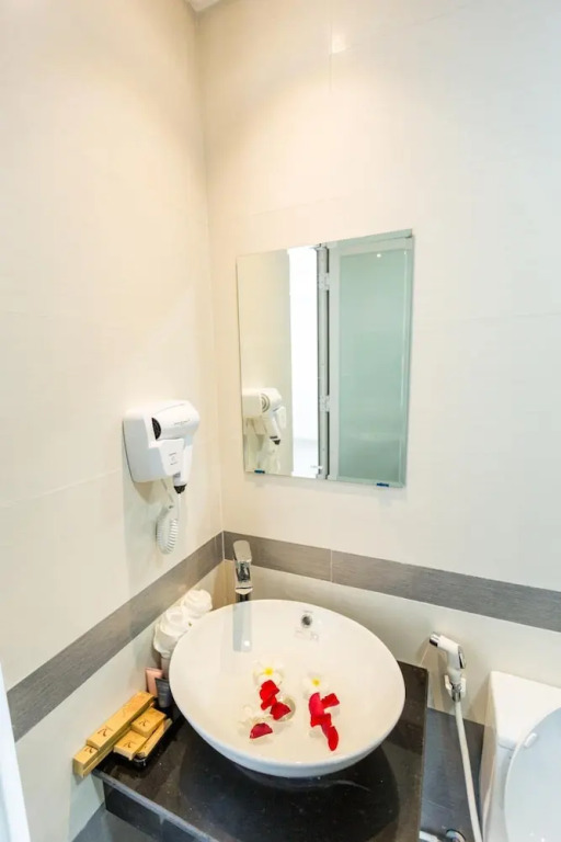Vivian Hotel