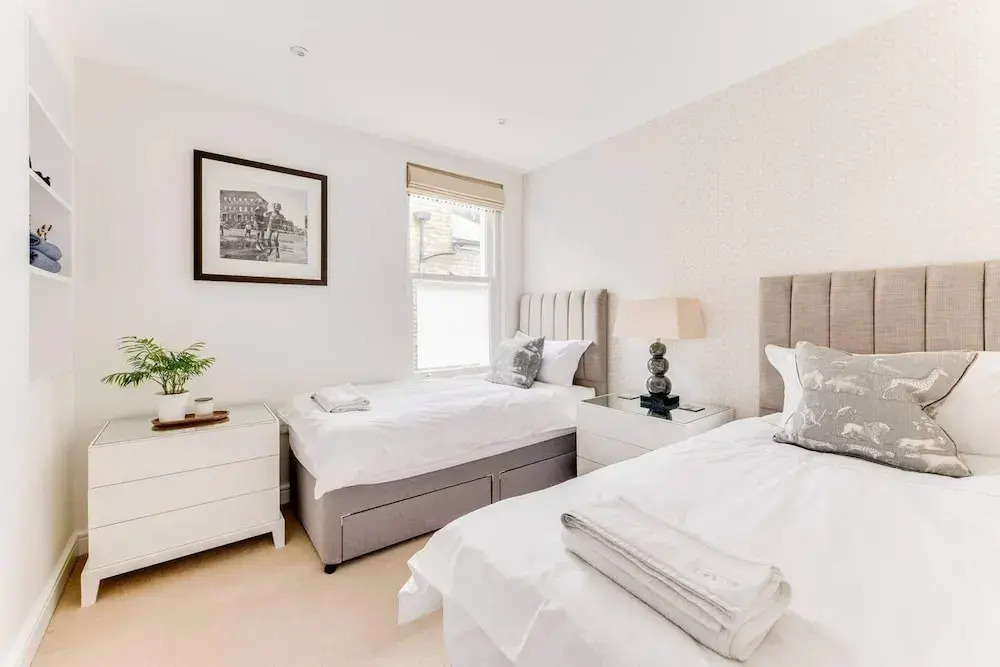 Luxury 3-bed Apartment in Central London