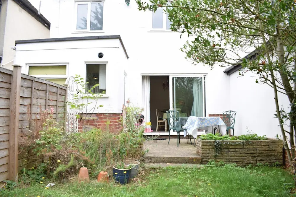 Bright 2 Bedroom House in Oxford