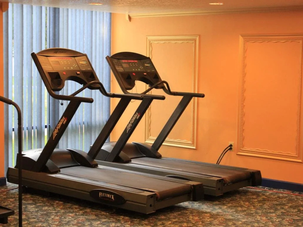 I-Drive Grand Resort & Suites