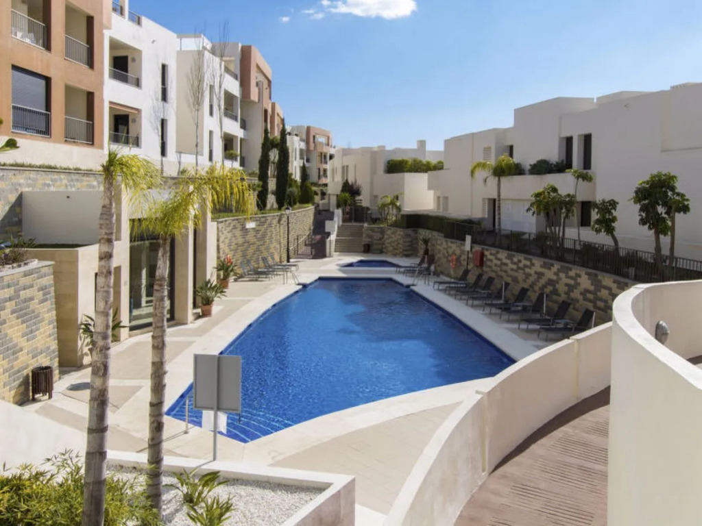 Samara Resort Gym Spa Jacuzzi Pools Marbella