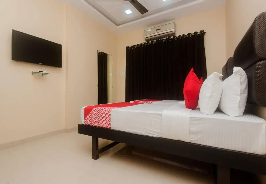 Livinn Apartments By OYO Rooms