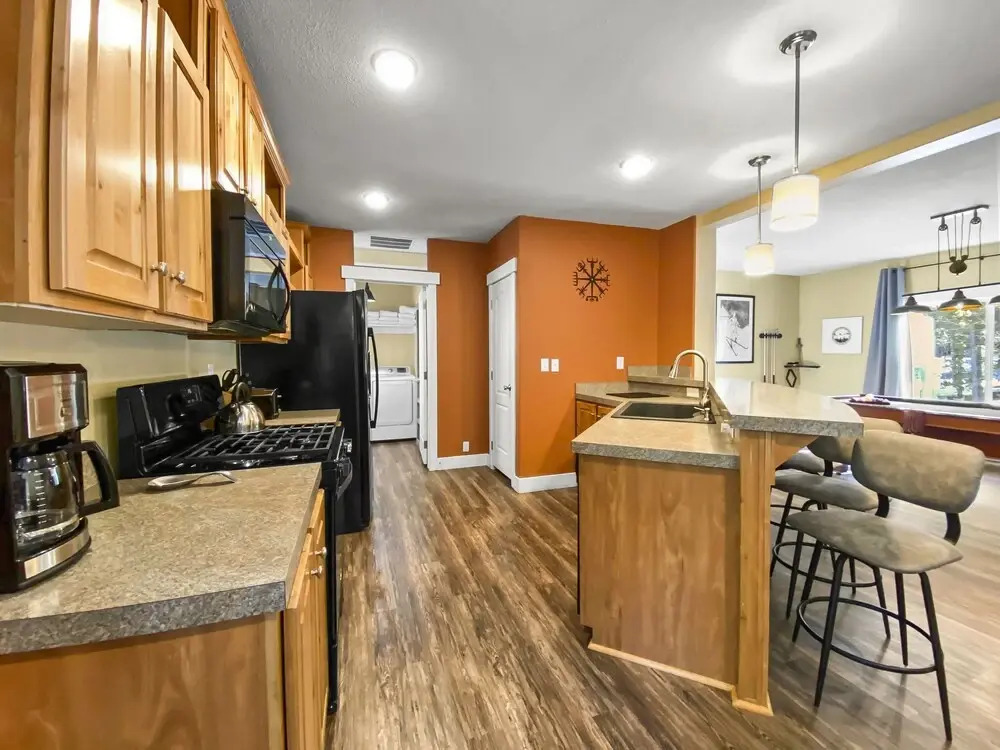 Skadi's Place 3 Bedroom Home by Redawning
