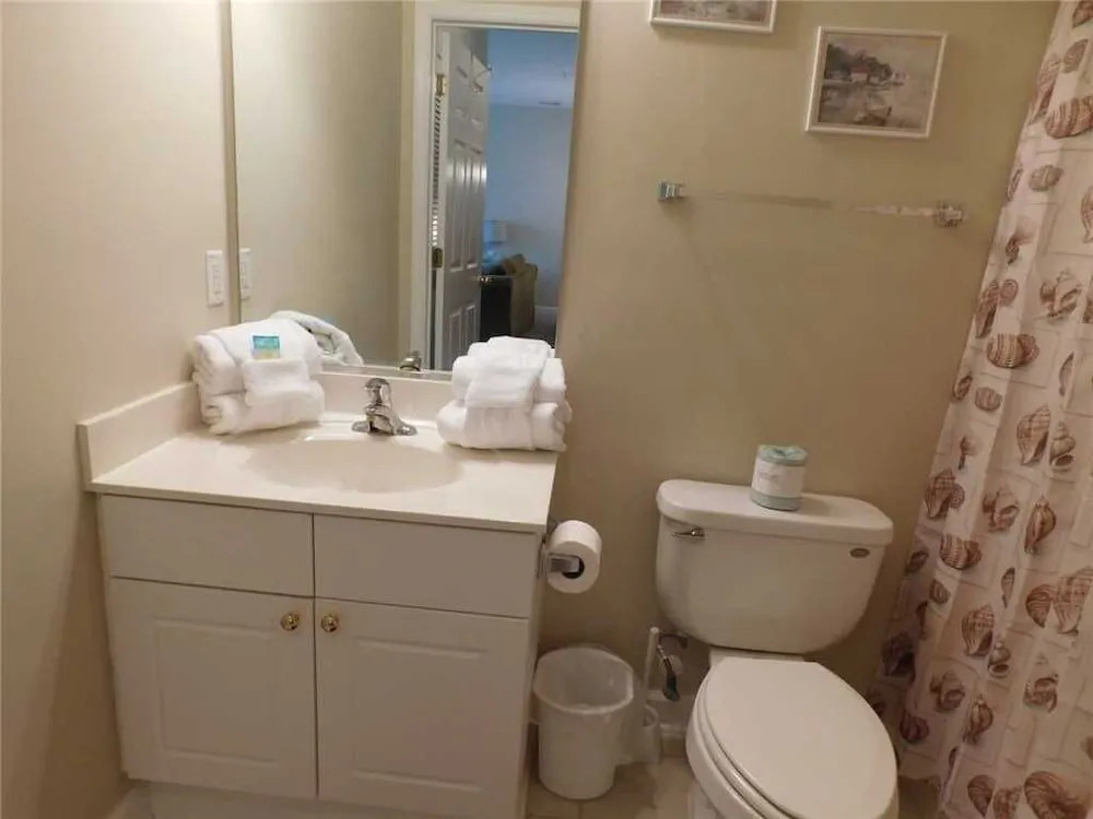 River Crossing #322 - 2 Br Condo