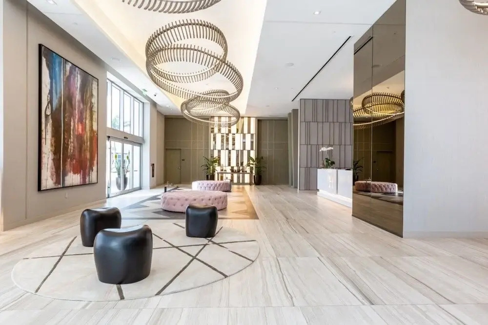 Hyde Beach House Luxury -resort 3 Bedroom Condo by RedAwning