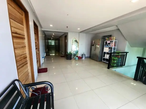 Budget Backpackers Transient House Near Naia by RedDoorz