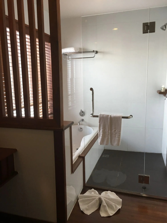 Le Palais Juliana Experience tradition on us Book 2 nights and get a free morning alms-giving session