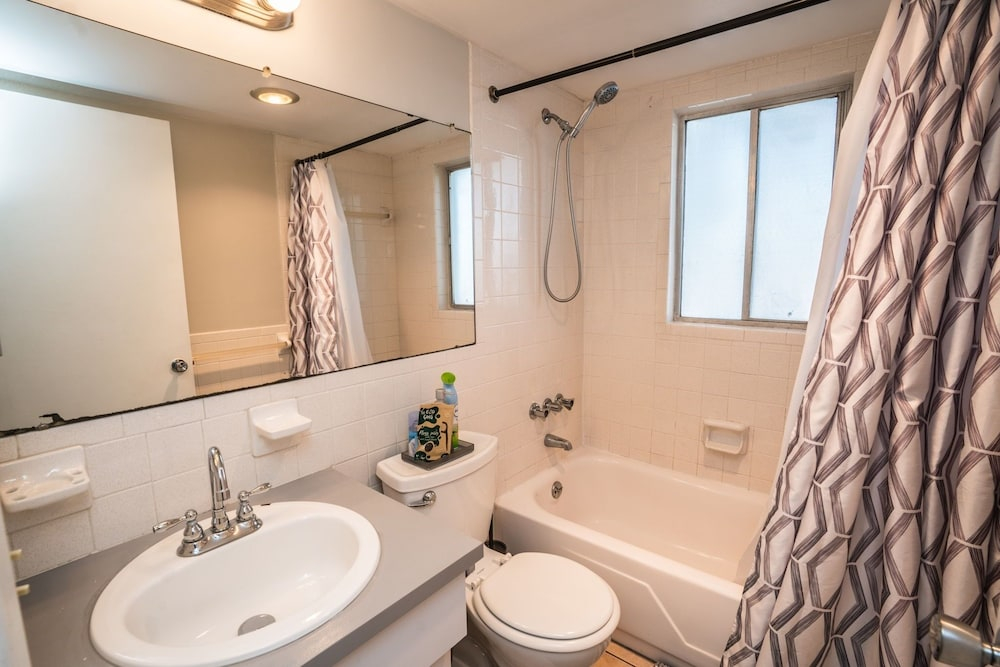 Clearwater Cove - 2344 Shelley St 1 Bedroom Condo