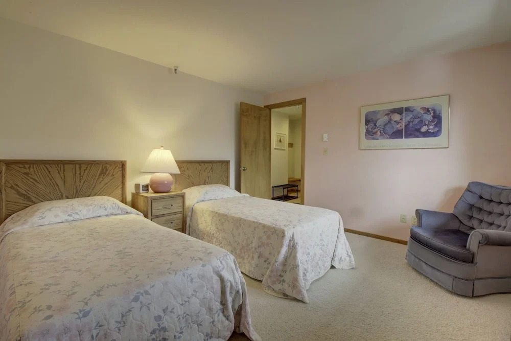 432 Marina Place 2 Bedroom Condo by RedAwning